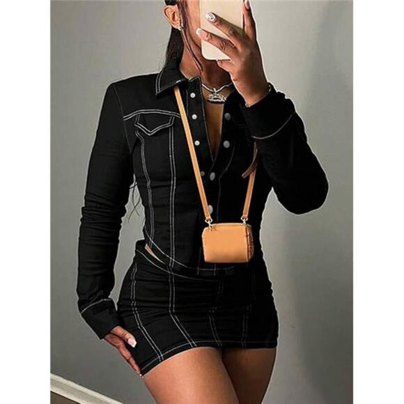 Contrast Stitching Tight-Fitting Black Denim Jacket With Front Fastening